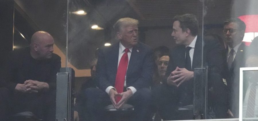 musk-among-tech-titans-to-receive-awards-from-the-traitor-on-thursday