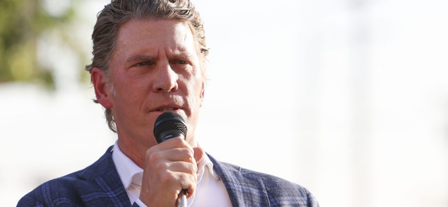 he-raised-$150k-after-a-controversial-post-on-x.-his-opponent-raised-$300k