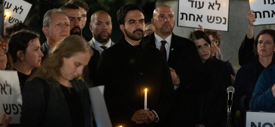 new-york-mayor-mamdani-under-fire-for-attending-october-7-vigil