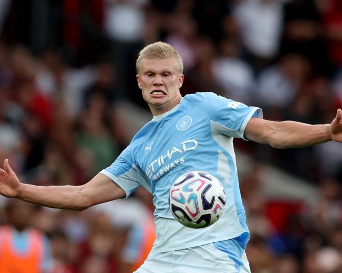 man-city-must-‘stick-together’-after-premier-league-charges,-says-haaland