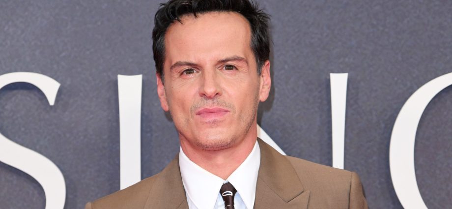 andrew-scott-says-movies-about-the-aids-crisis-still-matter:-‘the-shame-does-not-lie-with-the-gay-people’