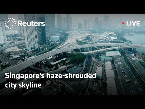 live:-singapore’s-haze-shrouded-city-skyline