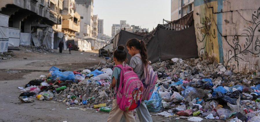 a-us-charity-plans-to-use-ai-to-monitor-its-gaza-classrooms-for-‘hateful’-speech