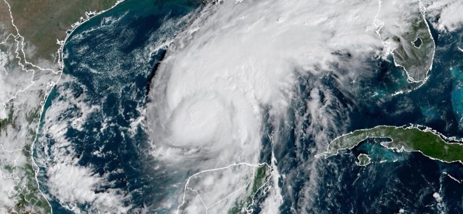 isaias-strengthens-into-category-2-hurricane-on-collision-course-with-the-gulf-coast