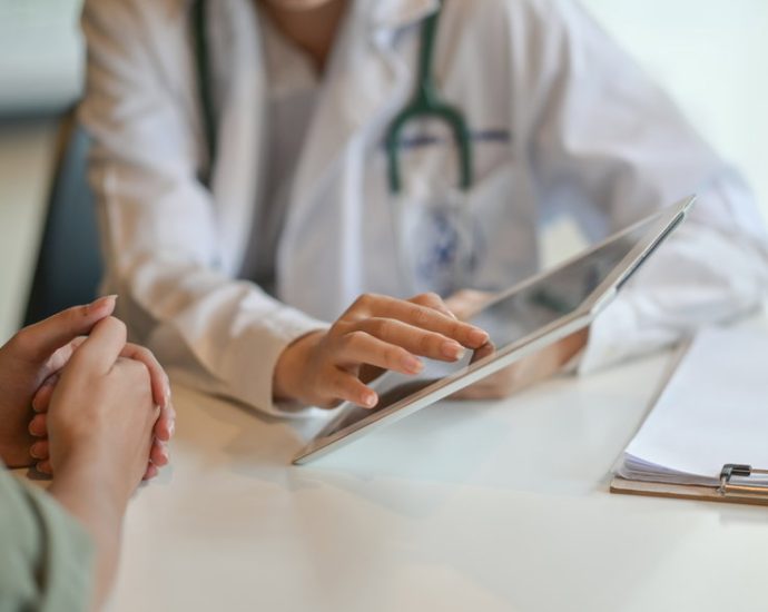 how-washington-forces-doctors-to-defraud-seniors