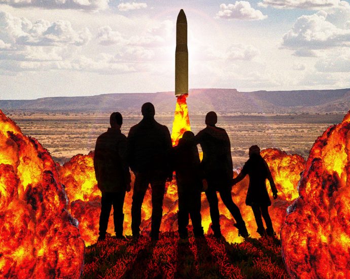 a-new-mexico-community-was-a-place-to-build-a-life.-then-a-hypersonic-missile-factory-showed-up