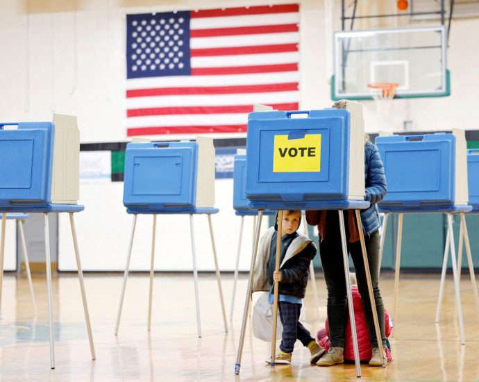 ai-deepfake-ads-grow-more-popular-in-us-midterm-campaigns,-blurring-truth