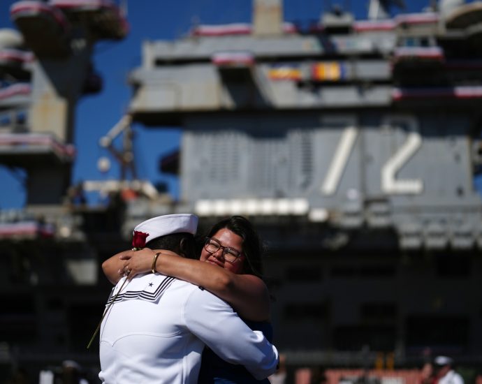 uss-lincoln-returns-to-san-diego-after-historic-10-month-deployment