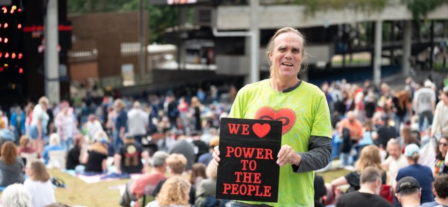 playing-power-to-the-people
