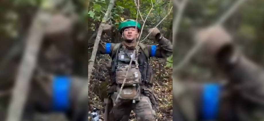 mexico-investigates-video-said-to-show-cartel-members-fighting-for-ukraine