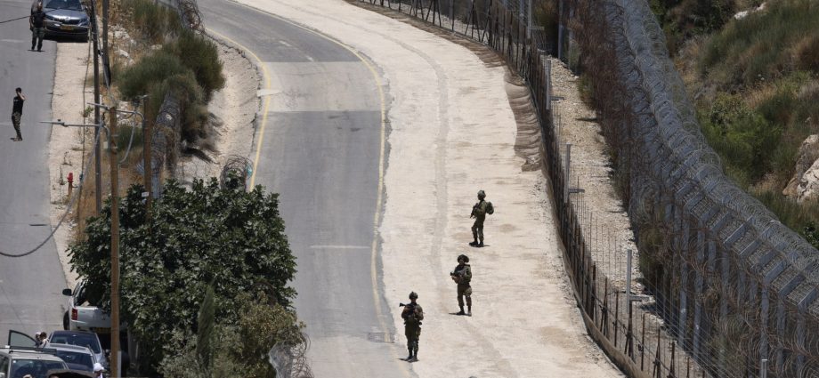 israeli-drone-attack-wounds-six-in-lebanon-near-syria-border