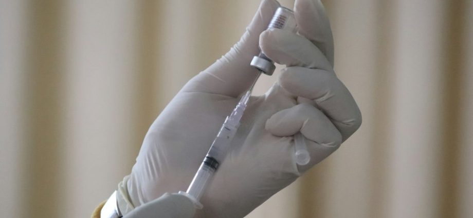 make-sure-college-students-are-vaccinated
