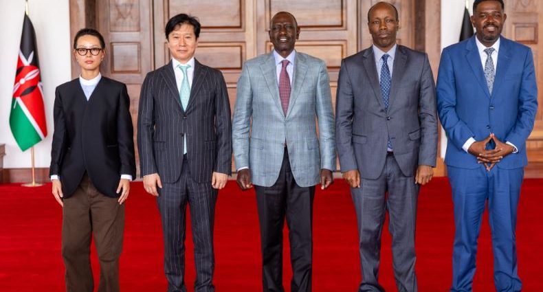 Ruto Signs Deal for KSh388 Billion Electric Vehicle Manufacturing Project