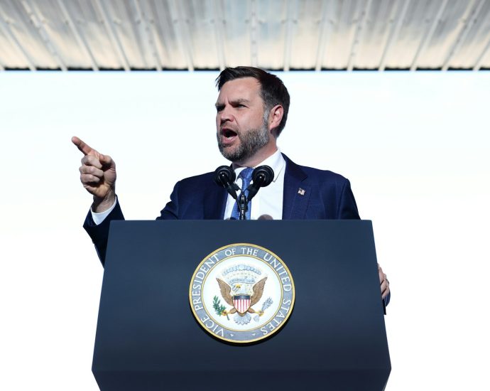 jd-vance-tries-to-be-funny-and-comes-across-weird