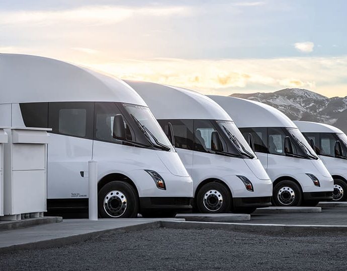 wow!-a-huge-order-for-tesla-semis.-but-who’s-behind-it?