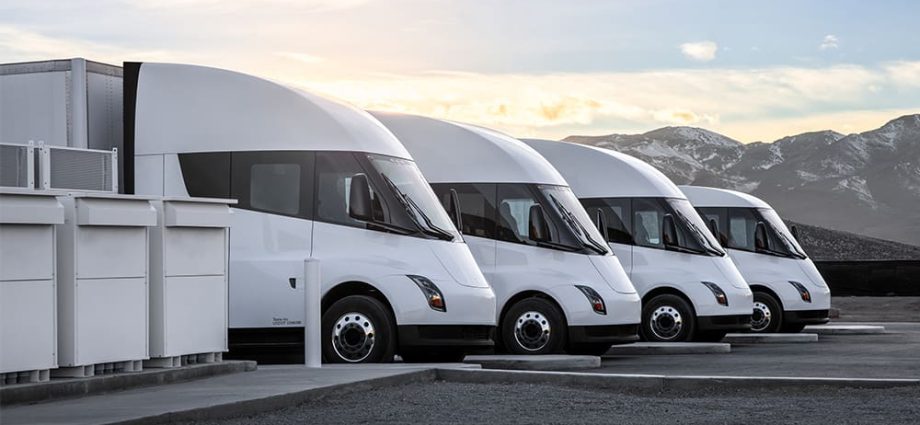 wow!-a-huge-order-for-tesla-semis.-but-who’s-behind-it?