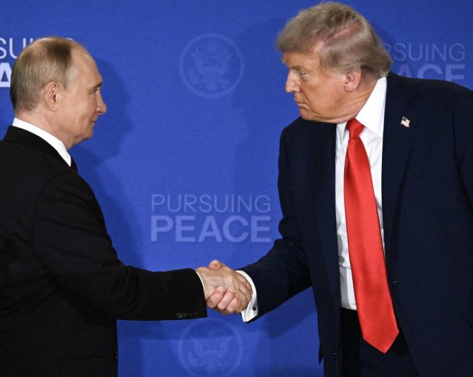 the-traitor-says-russia-agreed-to-give-diesel-fuel-to-us,-global-markets