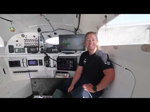 on-board-with-the-first-woman-to-sail-a-giant-boat-solo-in-a-transatlantic-race