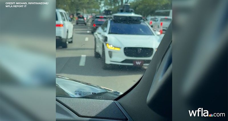 waymo-takes-tampa-passengers-into-oncoming-nfl-game-traffic:-video