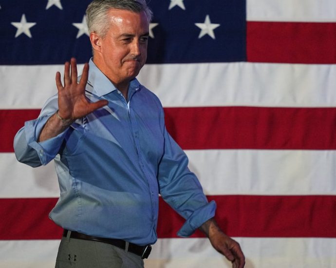 ‘why-not-bob?’-the-democrat-taking-on-one-of-republicans’-toughest-incumbents