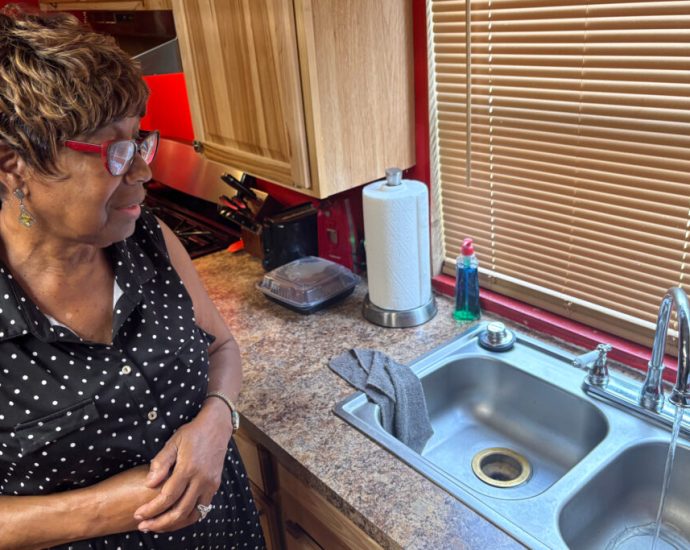 in-one-historically-black-florida-community,-the-drinking-water-is-brown
