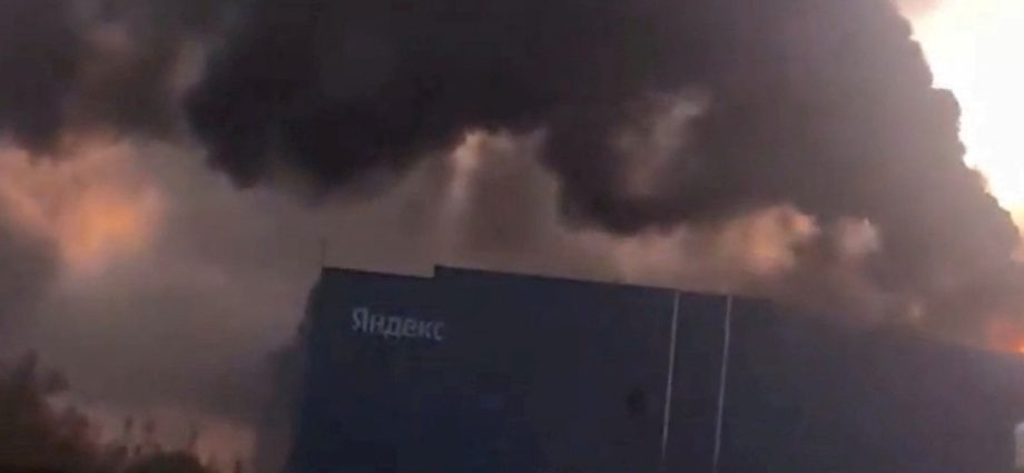 russia’s-yandex-says-data-centre-in-vladimir-shut-down-after-drone-attack