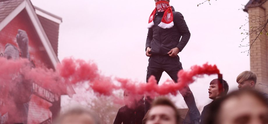 what-can-man-city-expect-against-liverpool-at-anfield-on-sunday?