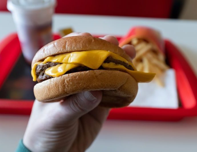 lawsuit-claims-ai-helps-drive-higher-fast-food-prices