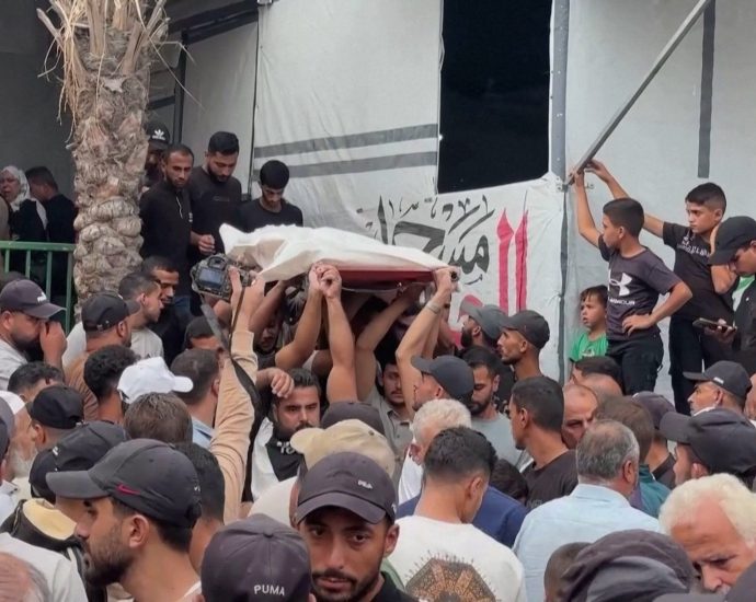israeli-strike-on-tent-in-gaza’s-khan-younis-kills-three