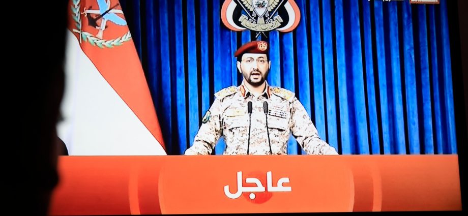 houthi-missile-attack-targets-saudi-capital-riyadh-for-third-day-in-a-row