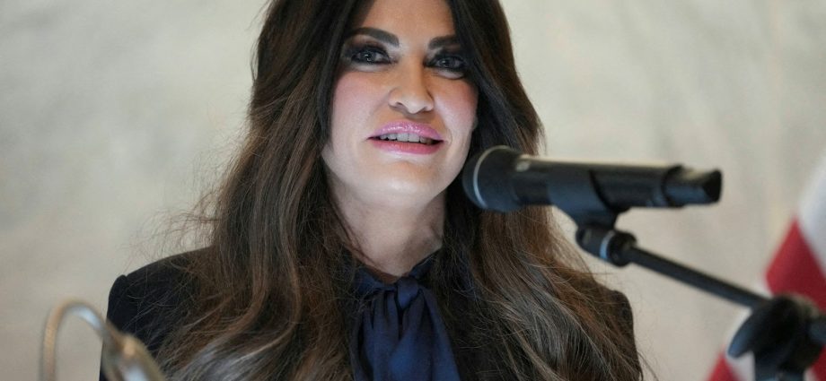the-traitor-secretly-prepares-to-give-kimberly-guilfoyle-the-boot