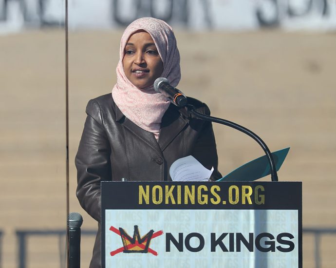 federal-agents-search-rep-ilhan-omar’s-dc.-home