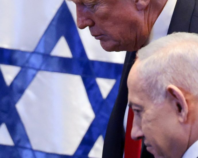 despite-long-history-with-netanyahu,-the-traitor-hedges-as-israel-vote-nears