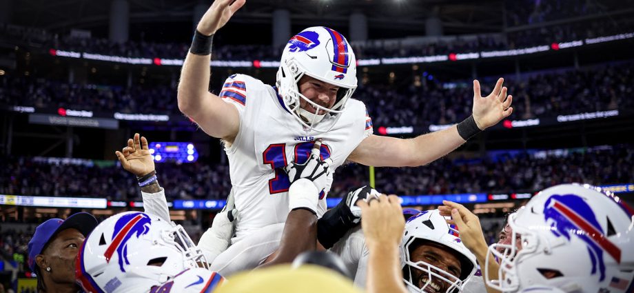 the-bills-and-rams-just-played-the-thriller-of-the-nfl-season-—-and-perhaps-a-super-bowl-preview