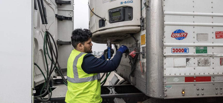 california’s-trucking-industry-is-running-out-of-gas—and-money
