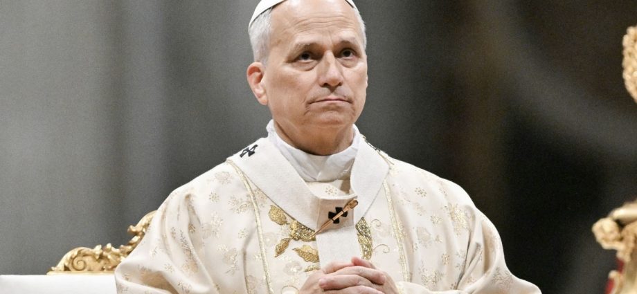 pope-leo-admitted-to-hospital-for-surgery-to-remove-lung-nodule