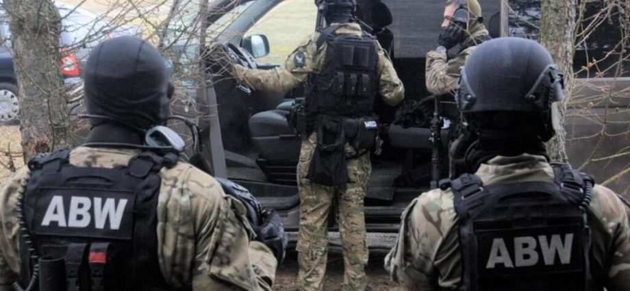 germany-detains-two-turkish-nationals-suspected-of-torching-a-polish-starlink-station-that-helps-route-internet-to-ukraine