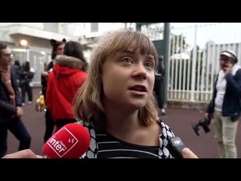 greta-thunberg-joins-french-students-protesting-school-conditions