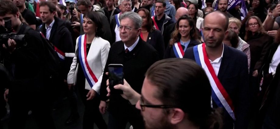 presidential-hopeful-melenchon-joins-france-school-protest-march