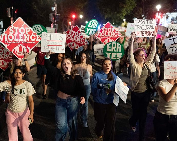cornell-university-suspends-frat-parties-over-gang-rape-allegations