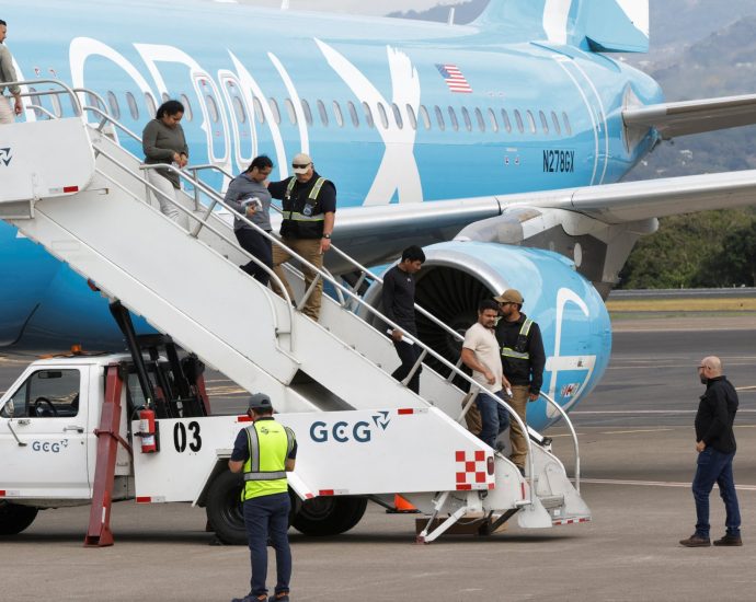 jamaica-accepts-first-flight-of-third-country-deportations-from-us