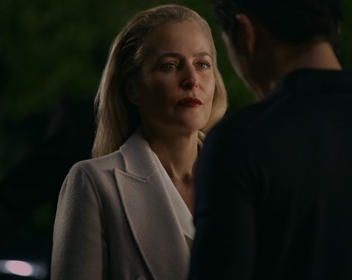 gillian-anderson-talks-‘animals,’-ai-and-the-blurry-line-between-truth-and-illusion-(exclusive)