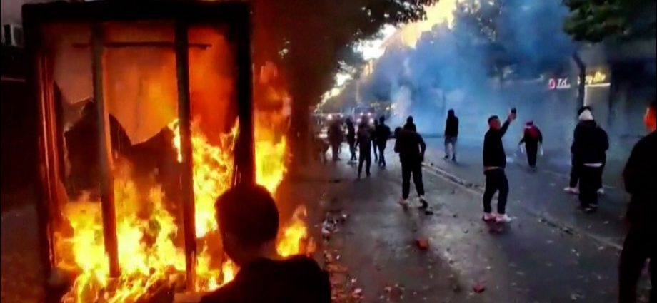 albanian-students-clash-with-police-as-they-protest-over-education-and-jobs