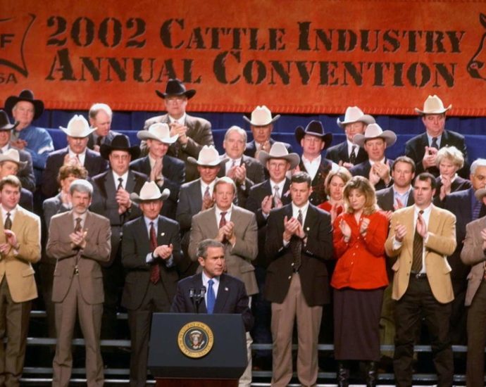 inside-big-beef’s-’90s-campaign-to-rewrite-its-climate-story