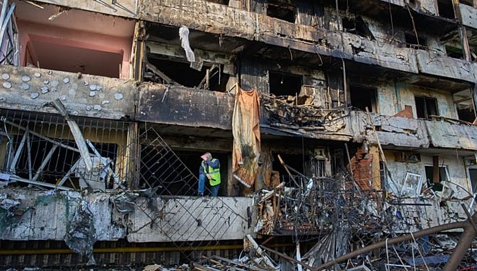 one-person-killed-and-20-others-injured-in-overnight-russian-attacks-on-kyiv