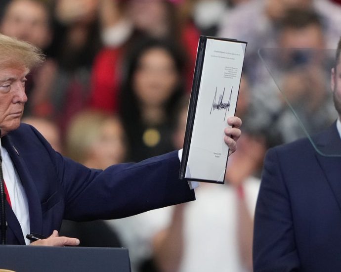 the-traitor-pardons-men-at-alaska-rally-who-pleaded-guilty-to-violating-clean-air-act