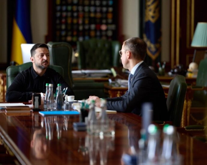 ukraine’s-war-budget-has-$52-billion-hole,-and-army-needs-$45-billion-more-on-top