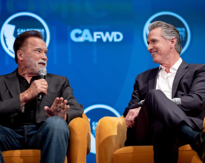 a-little-bipartisan-bromance-as-schwarzenegger,-newsom-laud-california’s-climate-change-wins