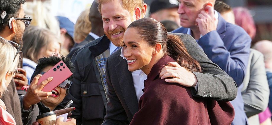 harry-and-meghan-make-first-joint-appearance-since-returning-to-uk.