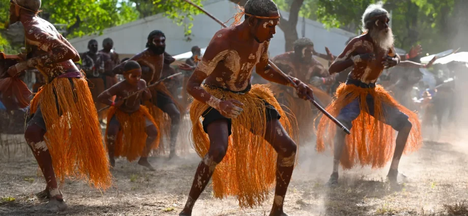 scientists-reveal-93%-of-australia’s-indigenous-population-was-lost-in-just-73-years
